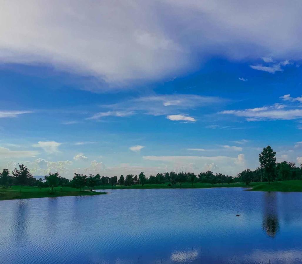 Happy City Golf & Resort Čiang Rai Exteriér fotografie