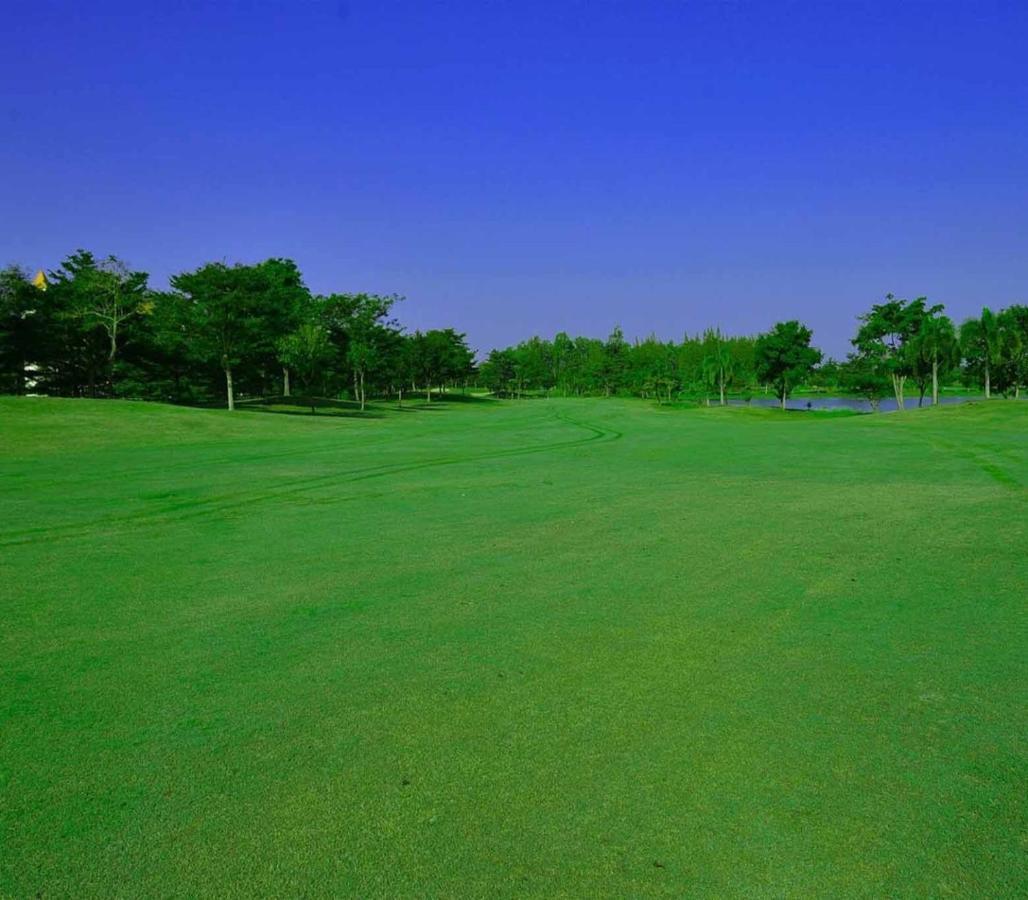 Happy City Golf & Resort Čiang Rai Exteriér fotografie